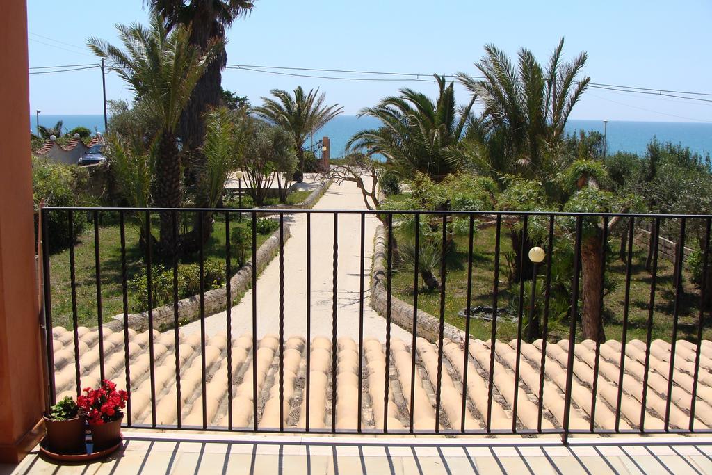 La Villa Rosa Al Mare Pozzallo Cameră foto