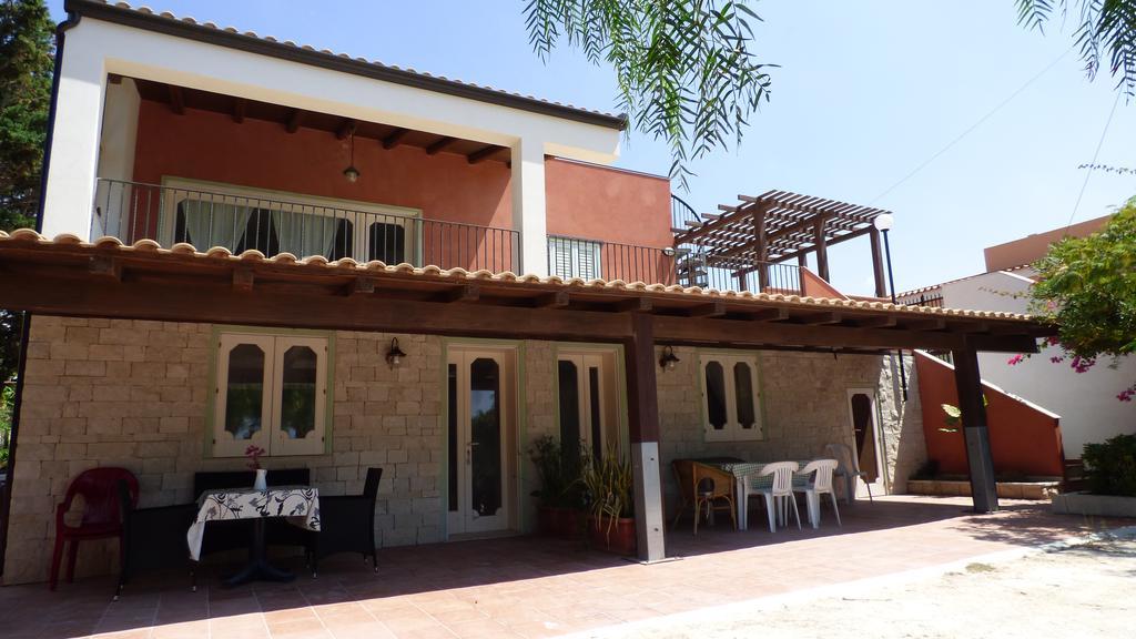 La Villa Rosa Al Mare Pozzallo Exterior foto
